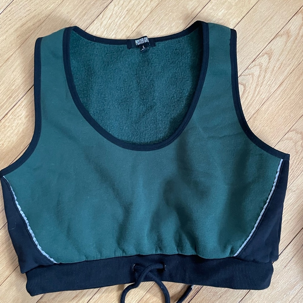 Poster girl crop top